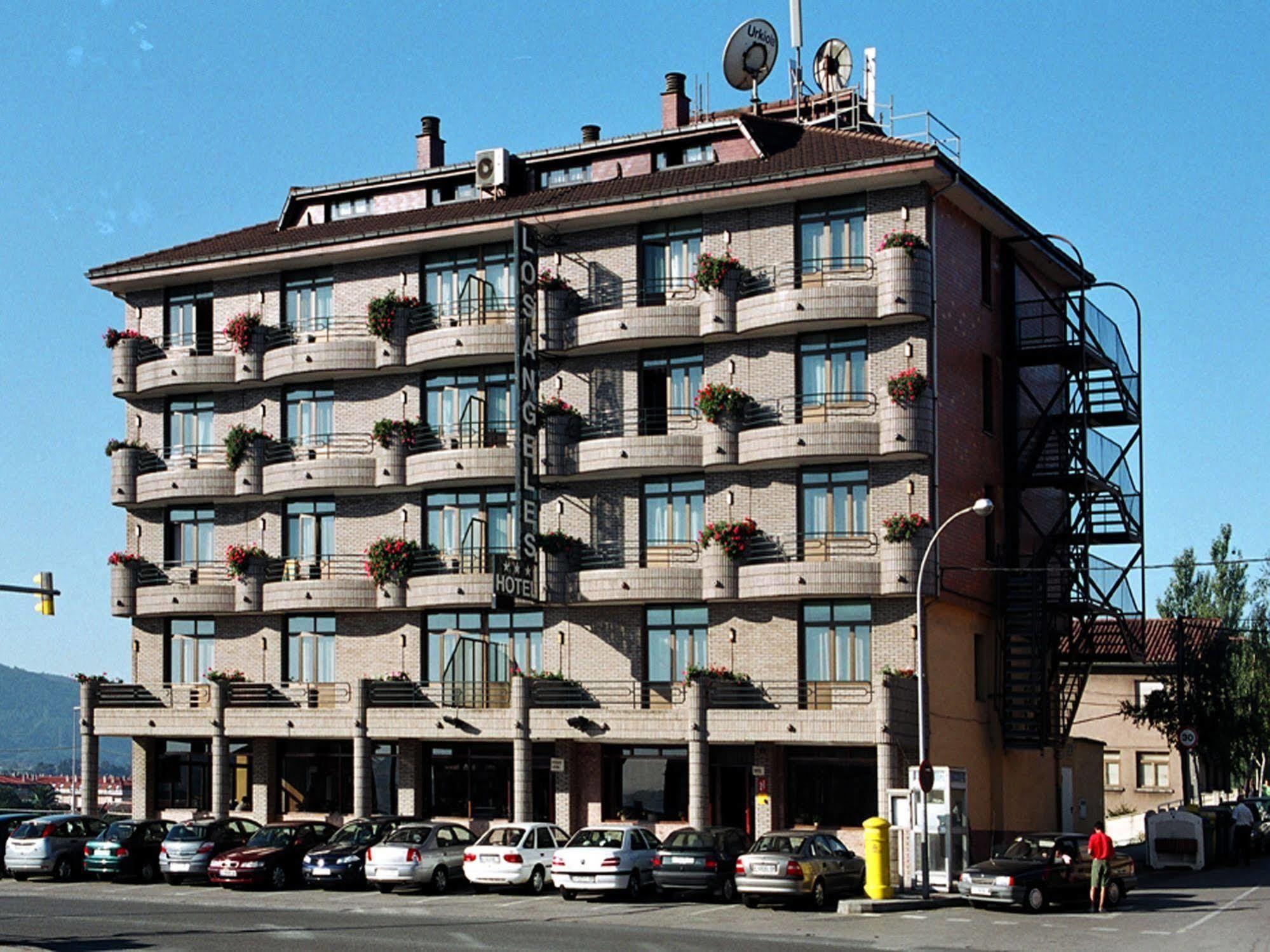 Hotel Los Angeles Guarnizo Exterior photo